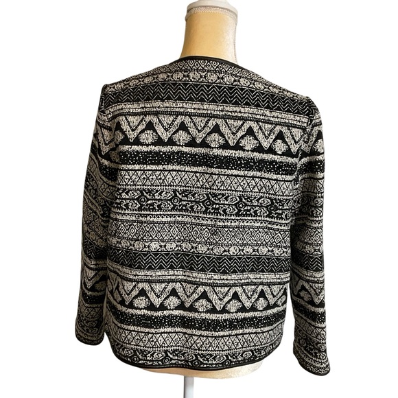 H&M black and white open front jacket, size 8 - Picture 2 of 11